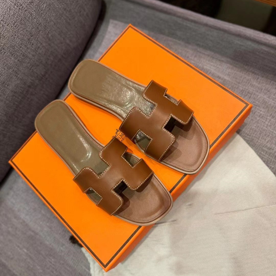 Flat bottomed beach sandals are fashionable casual lightweight and can be worn as a single drag - Korvel