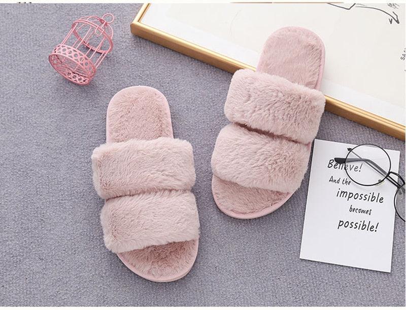 Cozy Faux Fur Slippers for Women - Soft and Stylish
