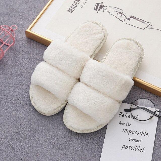 Cozy Faux Fur Slippers for Women - Soft and Stylish