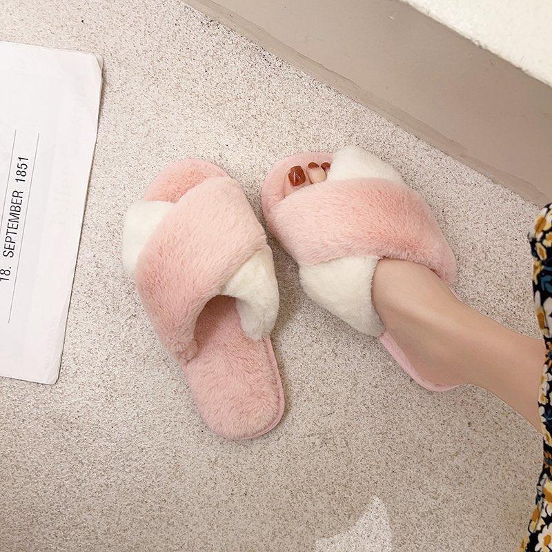 Cozy Faux Fur Slippers for Women - Soft and Stylish