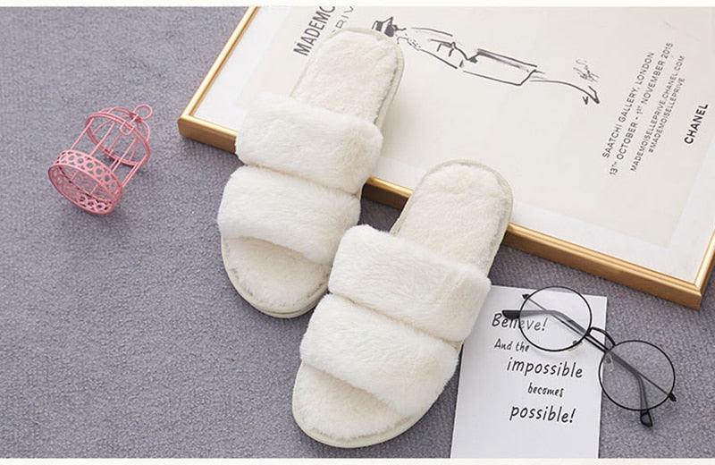 Cozy Faux Fur Slippers for Women - Soft and Stylish