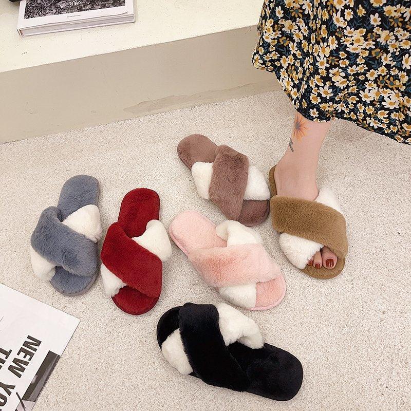 Cozy Faux Fur Slippers for Women - Soft and Stylish