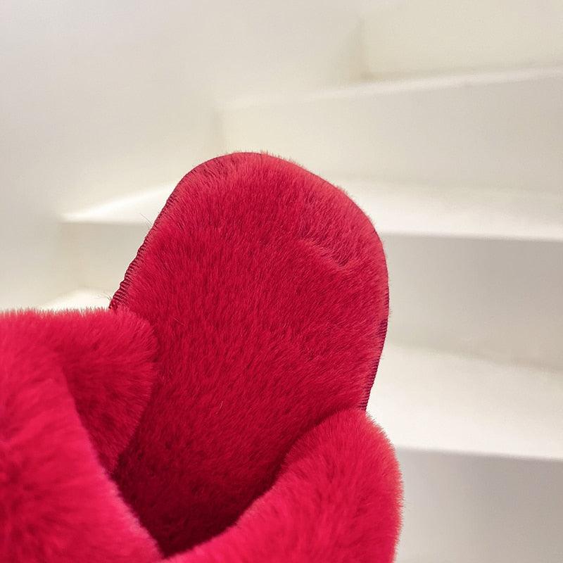 Cozy Faux Fur Slippers for Women - Soft and Stylish