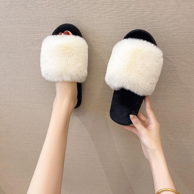 Cozy Faux Fur Slippers for Women - Soft and Stylish