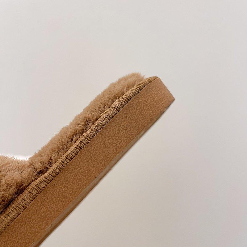 Cozy Faux Fur Slippers for Women - Soft and Stylish