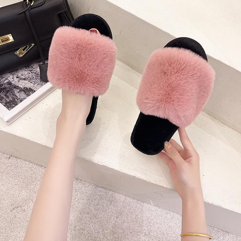 Cozy Faux Fur Slippers for Women - Soft and Stylish