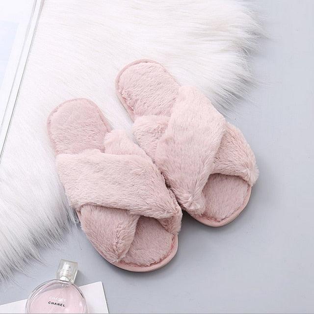 Cozy Faux Fur Slippers for Women - Soft and Stylish