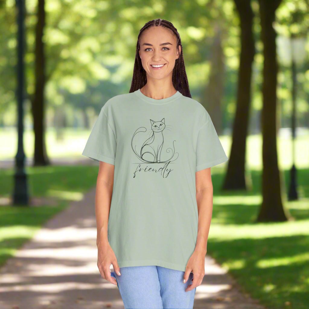 Charming Cat Enthusiast Unisex Vintage T-Shirt - Korvel