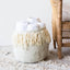 Panier décoratif en laine mohair à jupe à franges