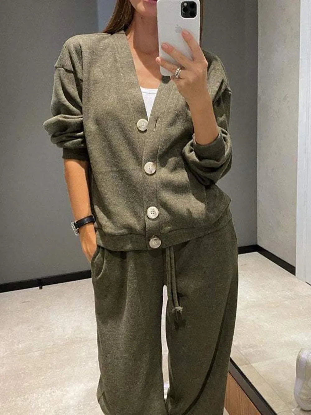 Ensemble haut à manches longues boutonné et pantalon grande taille