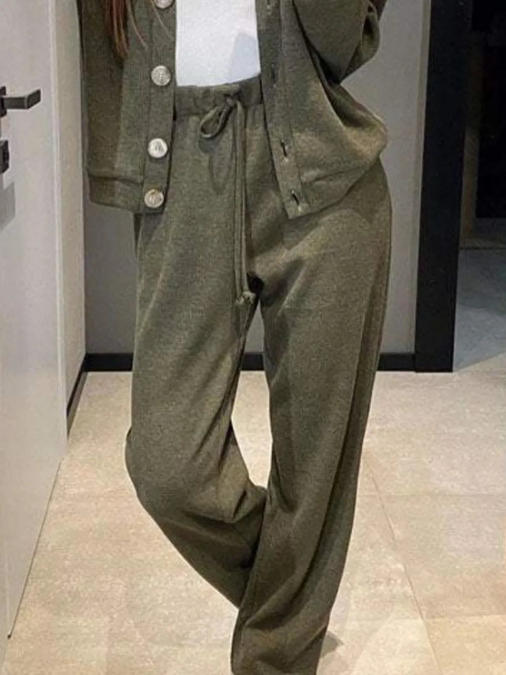 Ensemble haut à manches longues boutonné et pantalon grande taille