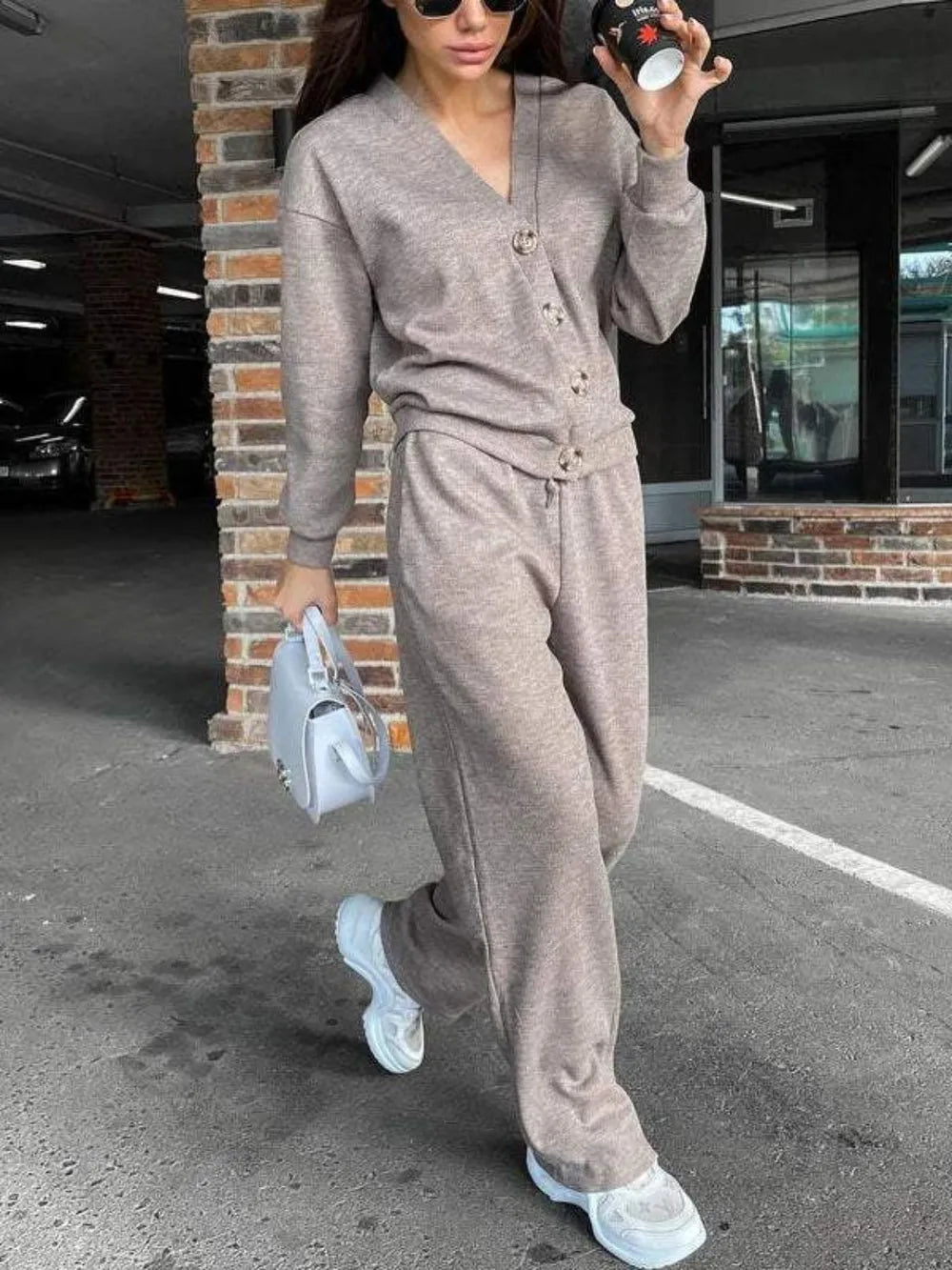 Ensemble haut à manches longues boutonné et pantalon grande taille