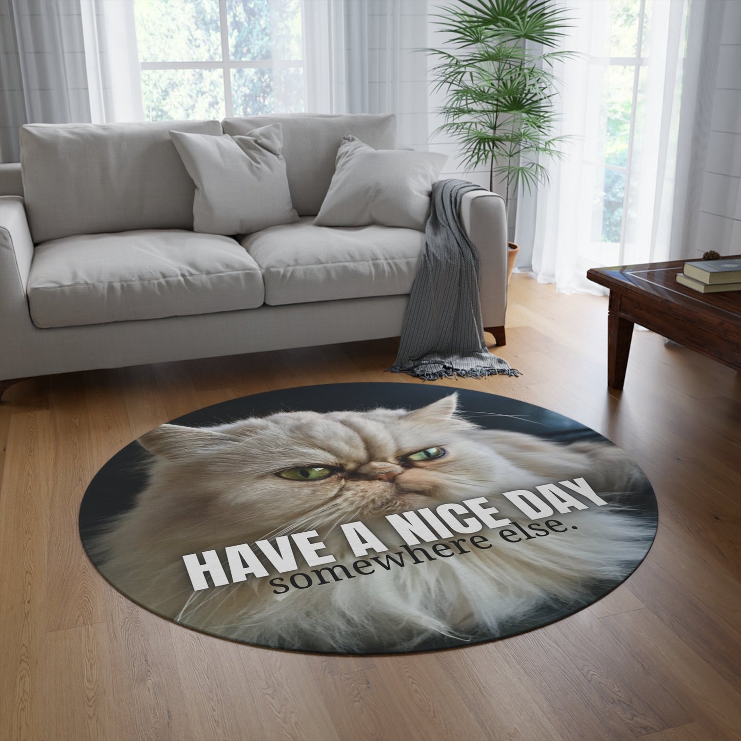 Alfombra Redonda de Gato Divertido – "Que Tengan un Buen Día en Otro Lugar"