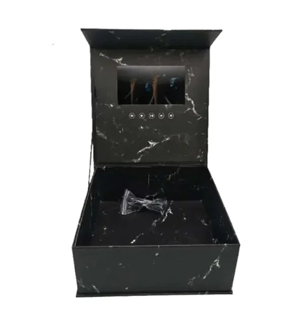 Caja de Regalo con Rosa y Pantalla LCD