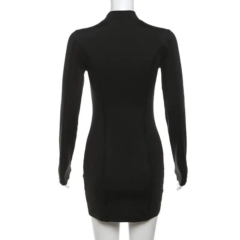 Robe Mini à Manches Longues Chic pour une Élégance Sans Effort