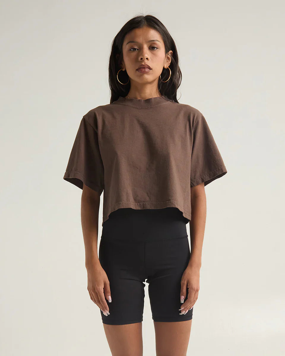 Camiseta Crop Shaka 6oz para Mujer