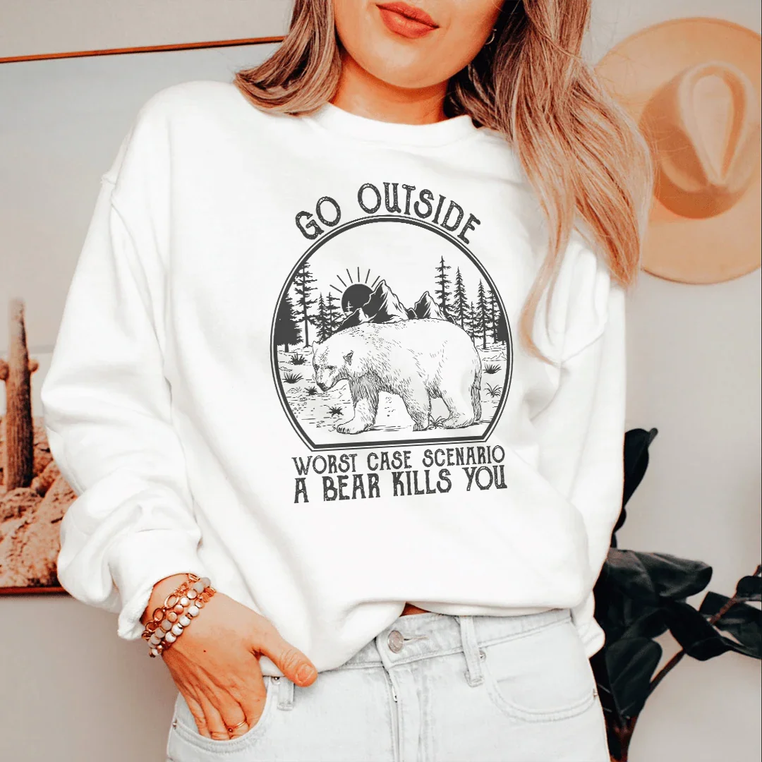 Sudadera Go Outside Worst Case Scenario