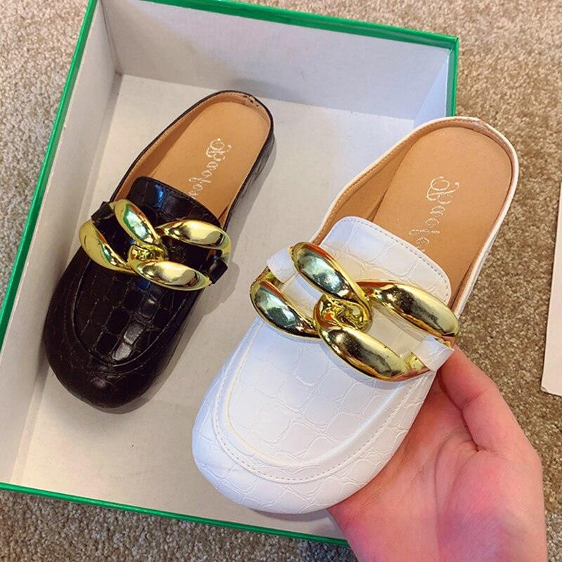 Elegant Gold Chain Closed Toe Mules for Women - Comfortable Slip-On Slippers - Korvel