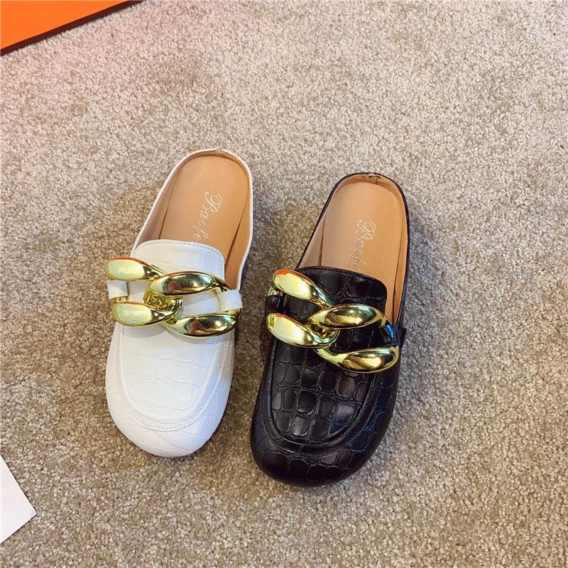 Elegant Gold Chain Closed Toe Mules for Women - Comfortable Slip-On Slippers - Korvel