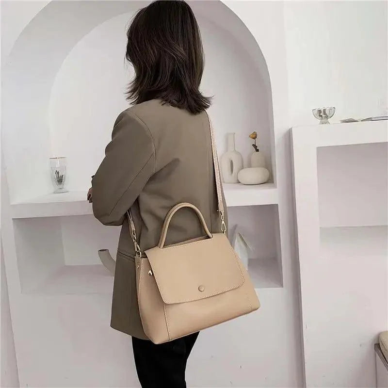 Elegant Large Capacity PU Handbags for Women - Versatile Shoulder Messenger Bags - Korvel
