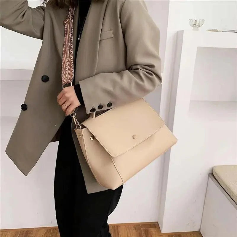 Elegant Large Capacity PU Handbags for Women - Versatile Shoulder Messenger Bags - Korvel
