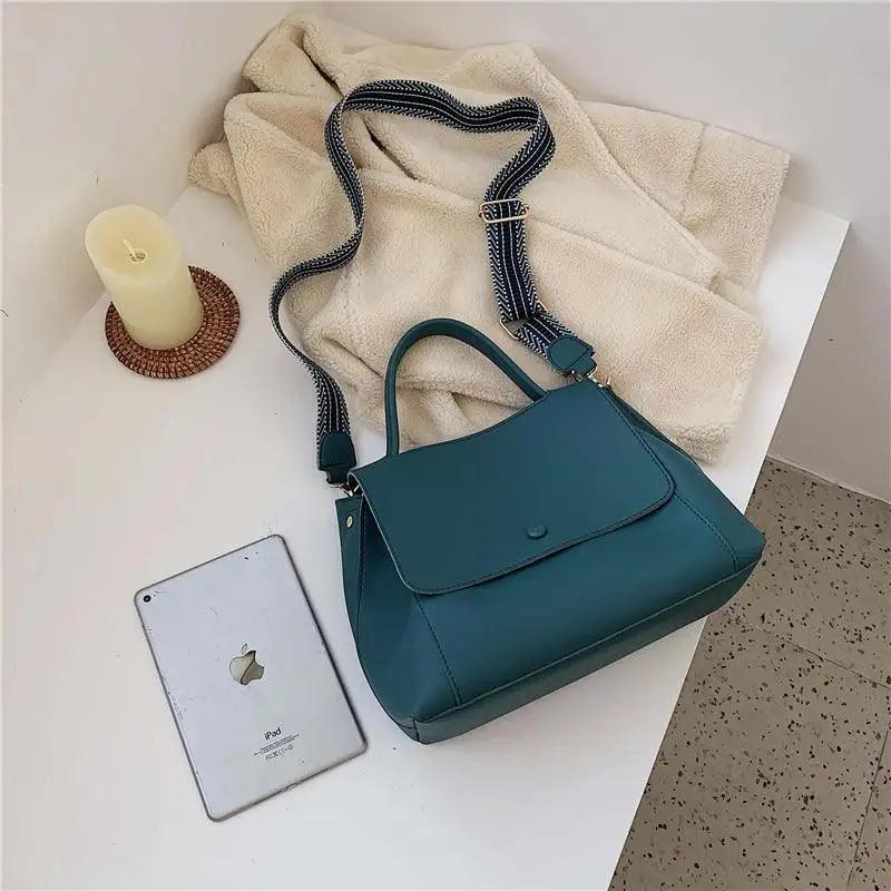 Elegant Large Capacity PU Handbags for Women - Versatile Shoulder Messenger Bags - Korvel