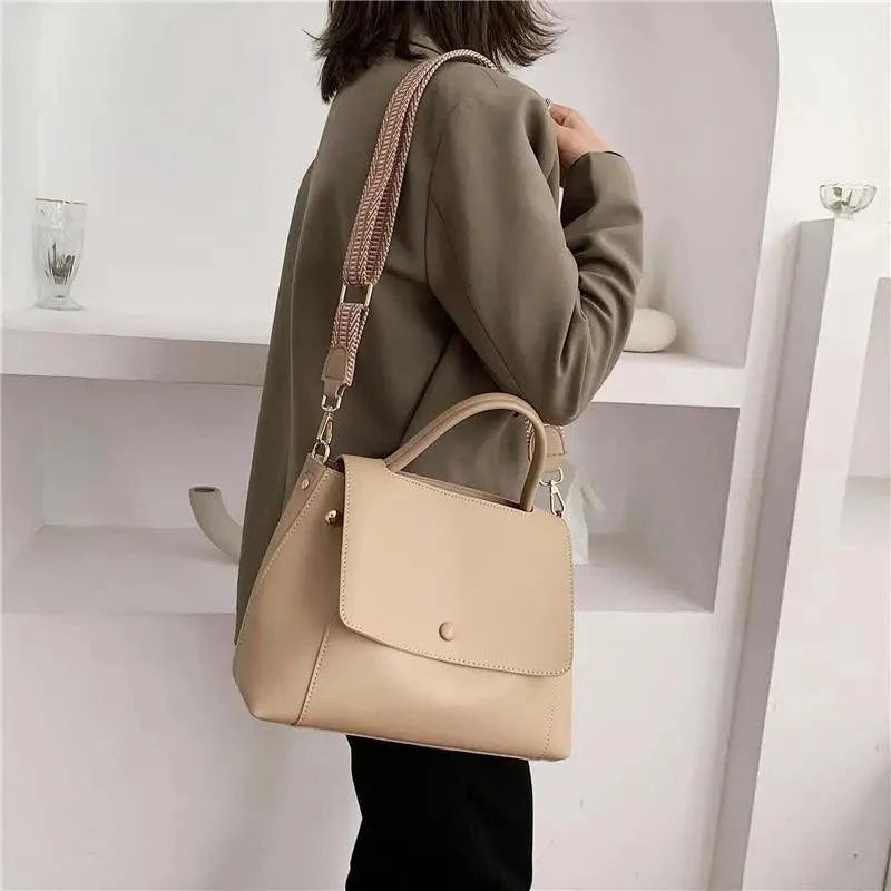 Elegant Large Capacity PU Handbags for Women - Versatile Shoulder Messenger Bags - Korvel