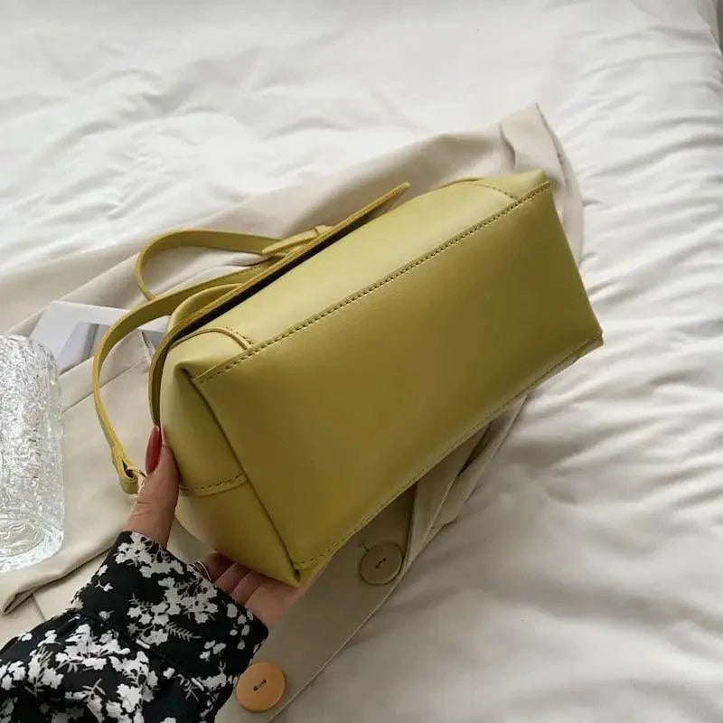 Elegant Large Capacity PU Handbags for Women - Versatile Shoulder Messenger Bags - Korvel