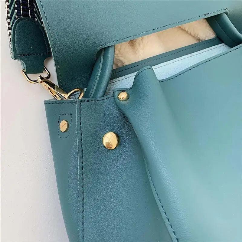 Elegant Large Capacity PU Handbags for Women - Versatile Shoulder Messenger Bags - Korvel