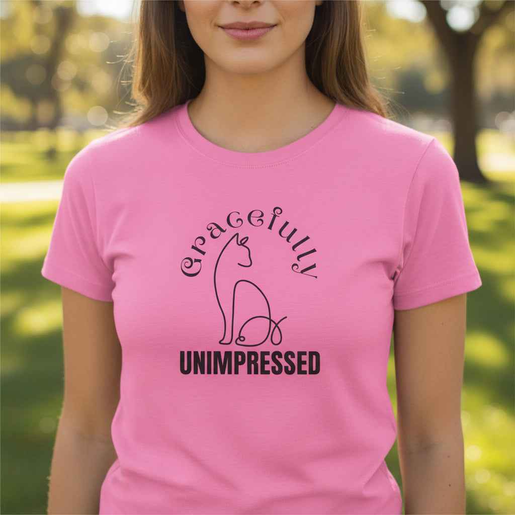Camiseta para Mujeres Gracefully Unimpressed – Look Suave, Estado de Ánimo Agudo