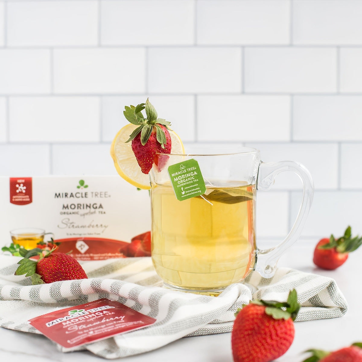 Organic Moringa Tea with Strawberry Flavor