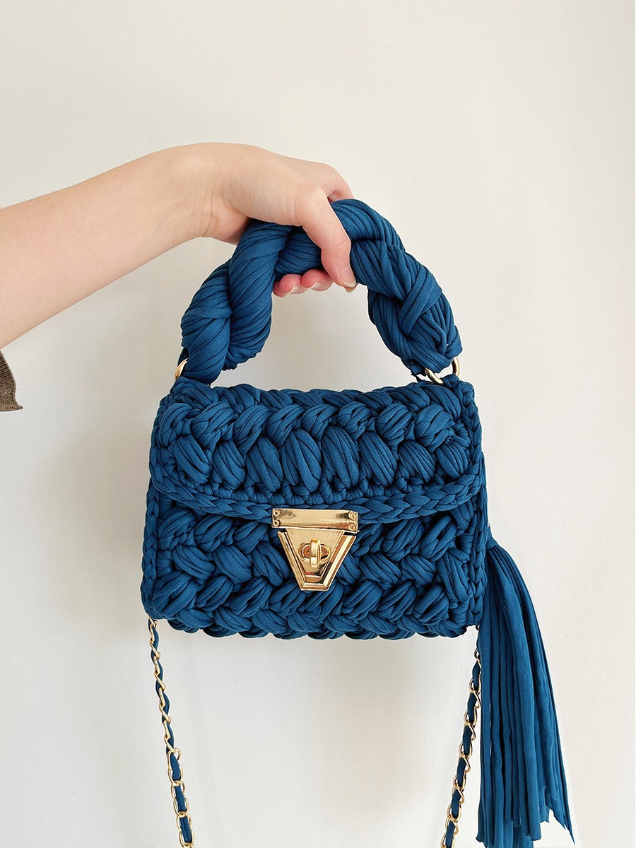 Sac à bandoulière en crochet tissé à la main avec des franges