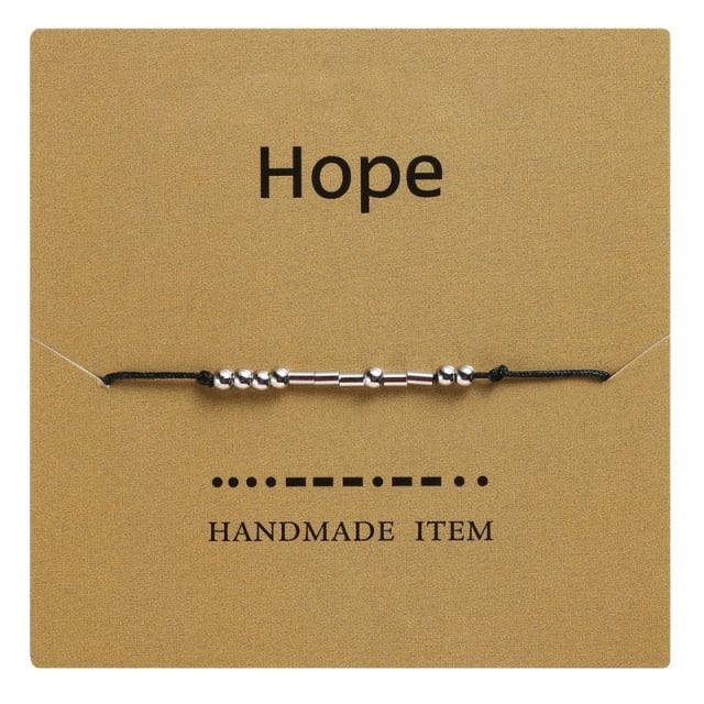 Bracelet en perles fait main avec cordon noir et carte Je t'aime