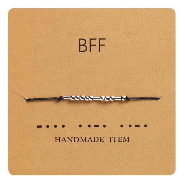 Bracelet en perles fait main avec cordon noir et carte Je t'aime
