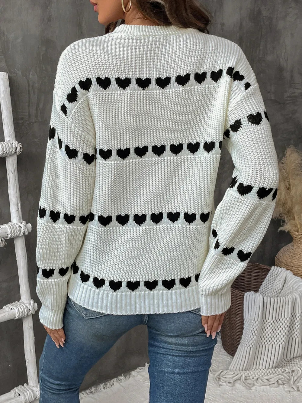 Heart Round Neck Long Sleeve Sweater - Korvel