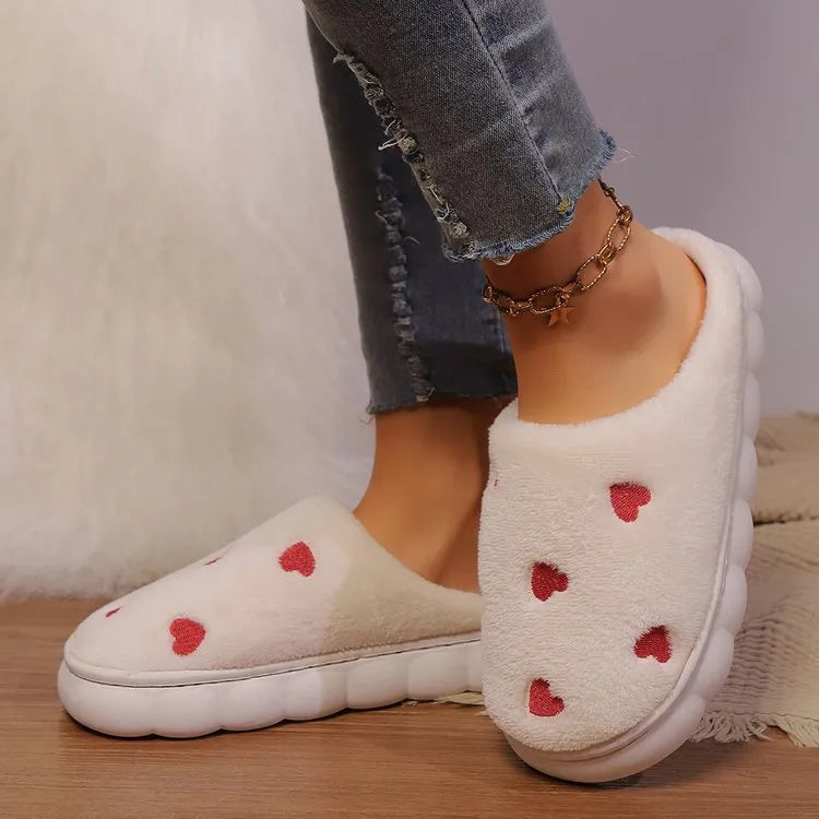 Heart Round Toe Flat Slippers - Korvel