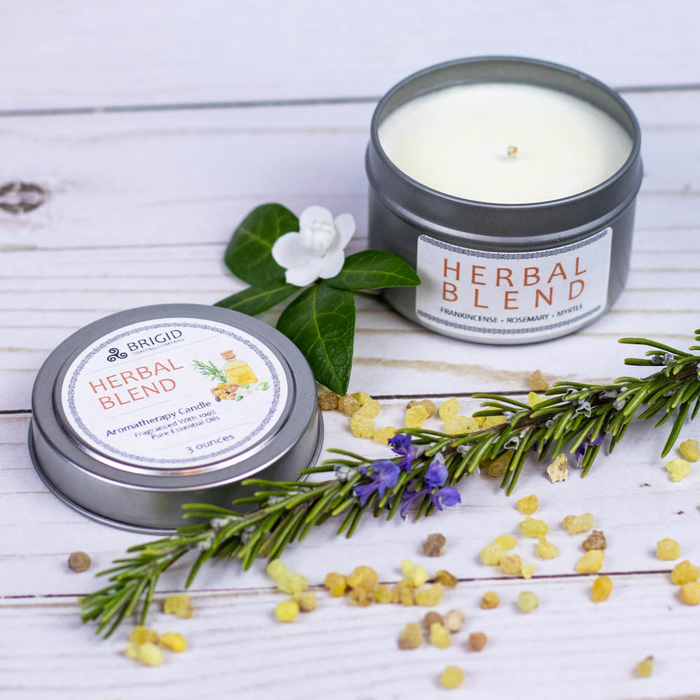 Revitalizing Herbal Soy Wax Candle - Frankincense, Rosemary & Myrtle - Korvel