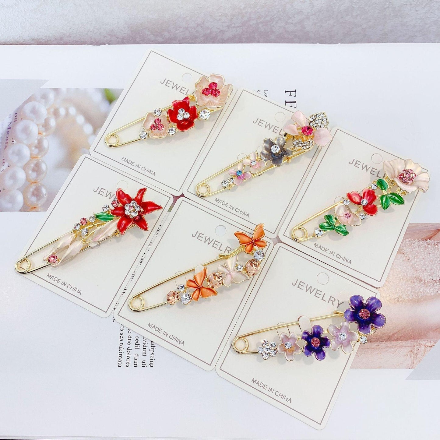 Elegant Flower Brooch with Crystal Accents for Women