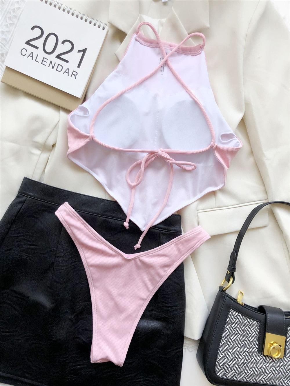 Conjunto de Bikini de Cuello Alto para Mujer - Traje de Baño Elegante y Cómodo