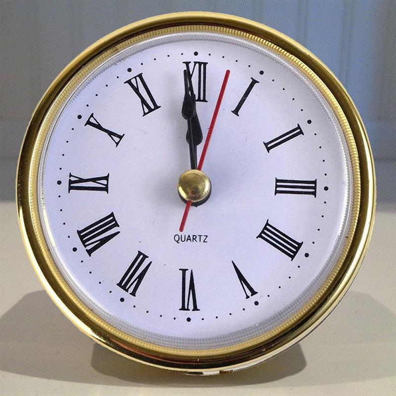 High Quality Vintage Black Metal Art Table Clock Metal Retro Silent Non-Ticking Battery Control Classic Roman dial Small Table Clock for Bedrooms - Korvel