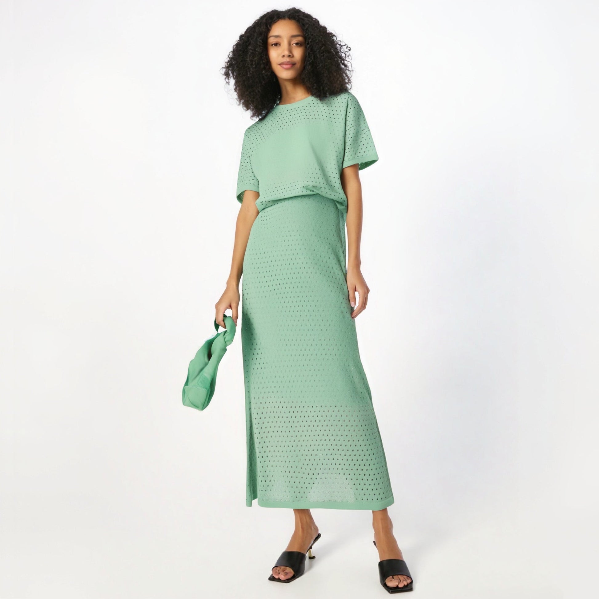 Hollow out short sleeved knitted top half skirt two-piece set women's solid color casual set - Korvel