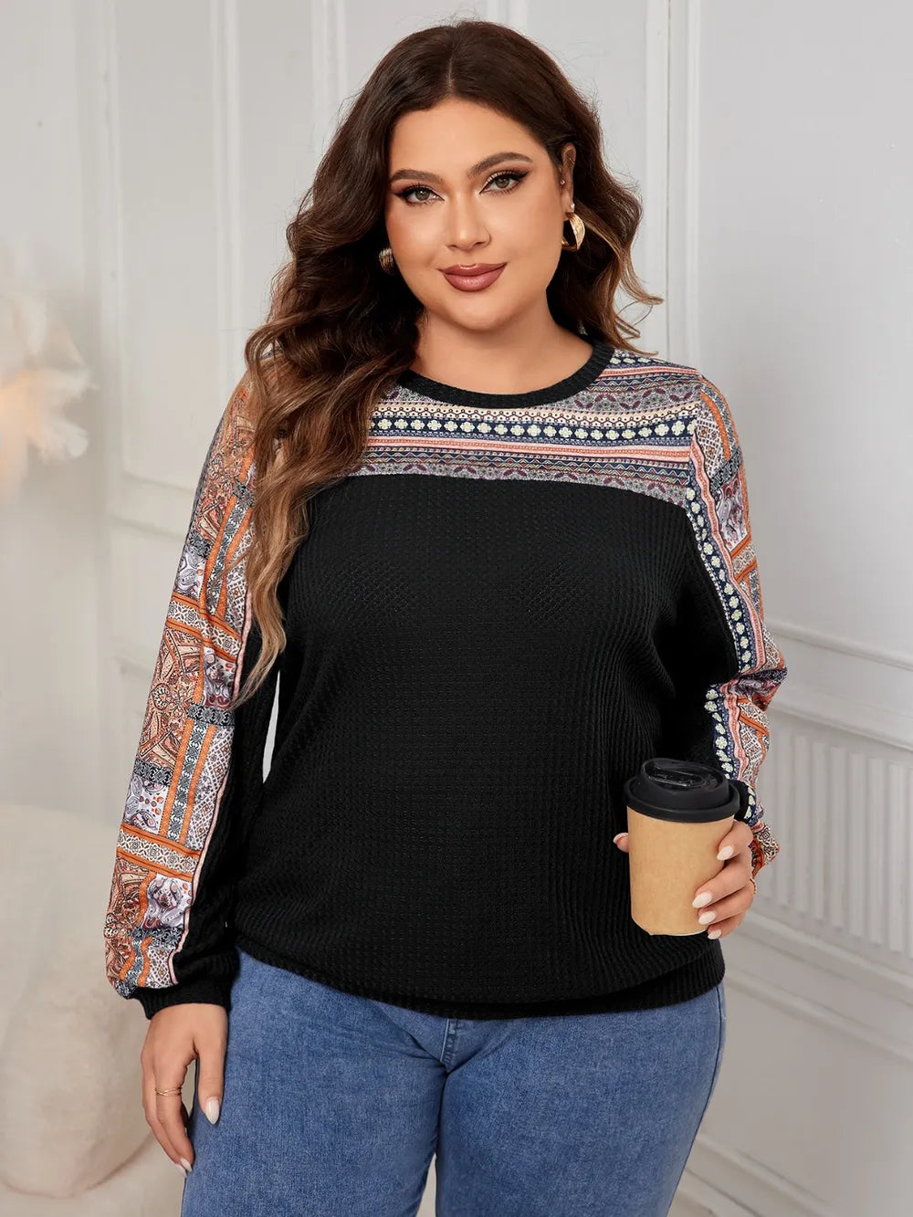 Sudadera de manga larga estampada Honey en tallas grandes