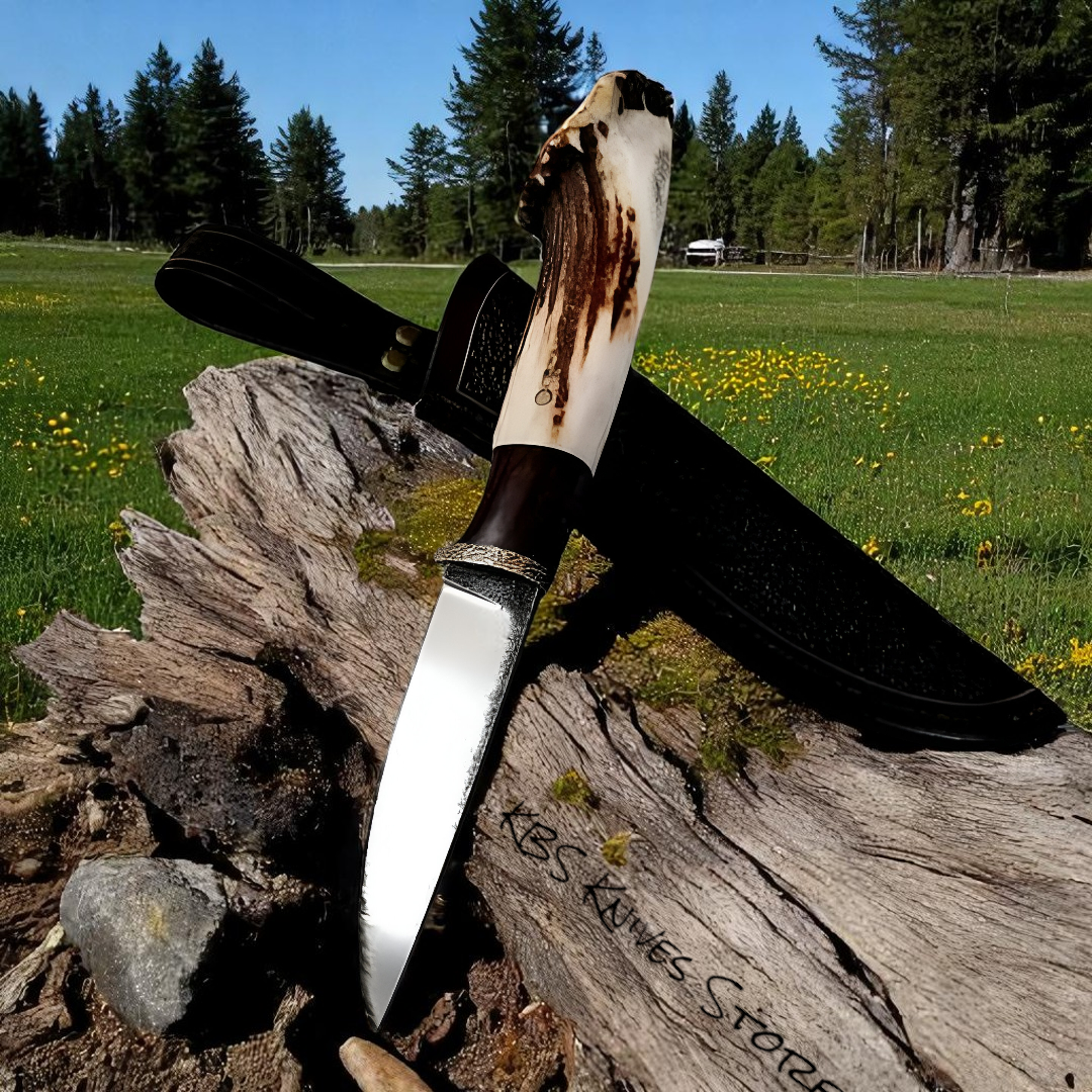 Field Slasher – Premium Hunting Knife with 1095 Steel Blade and Elegant Rosewood Handle - Korvel