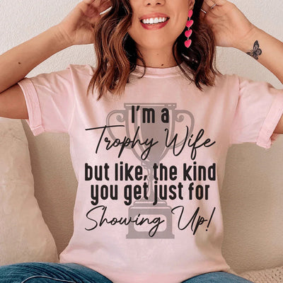 Camiseta "Soy una esposa trofeo"