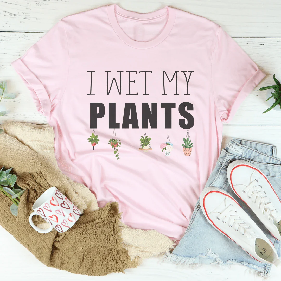 I Wet My Plants Tee - Korvel
