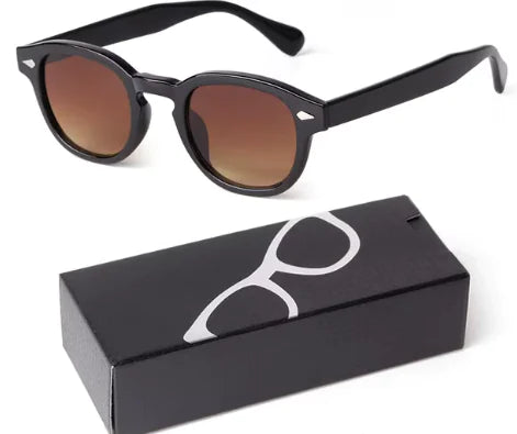 Gafas de sol redondas pequeñas en azul degradado para una protección con estilo