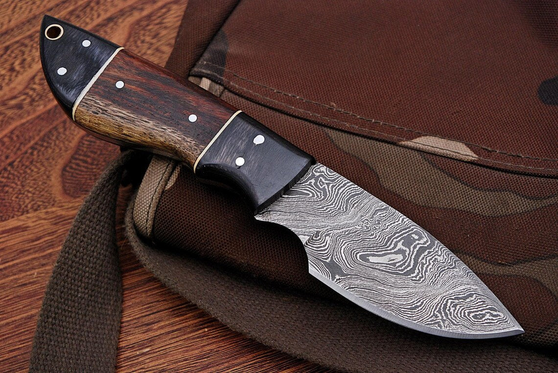 Premium Handmade Damascus Steel Skinner Knife - Korvel