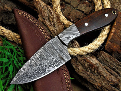 Premium Damascus Steel Skinner Knife for Outdoor Adventures - Korvel