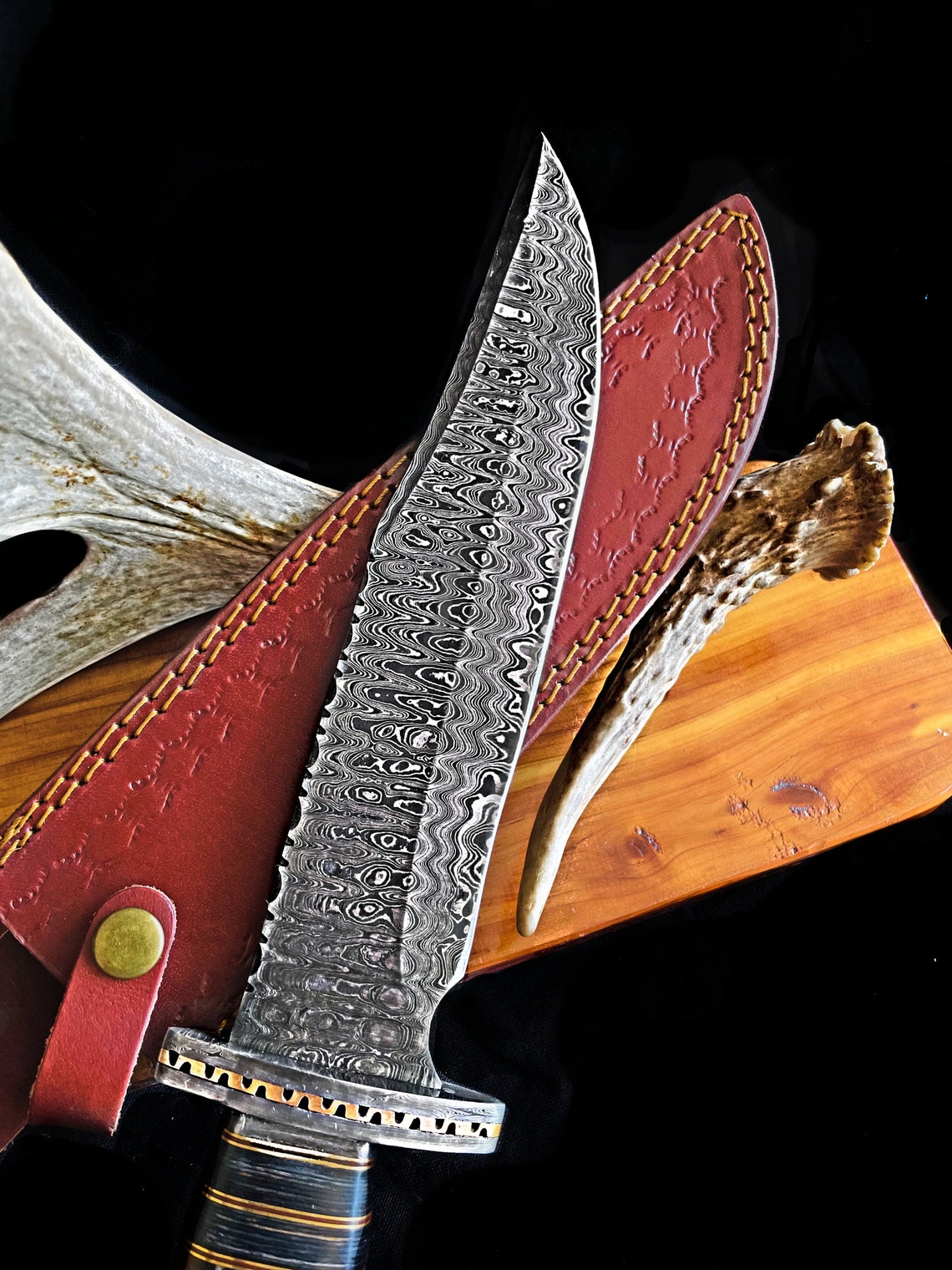 Exquisite Custom Handmade Damascus Steel Bowie Knife - Korvel