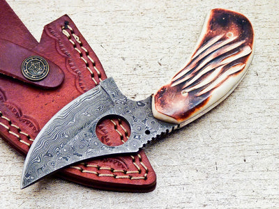 Artisan Crafted Damascus Skinning Knife for Outdoor Adventures - Korvel
